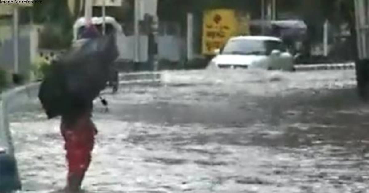 Waterlogging in parts of Kolkata due to heavy rainfall